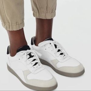 NWOT Everlane Sneakers